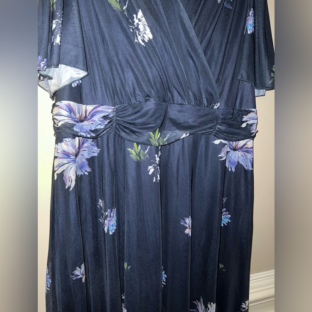 SHEIN Curve Modelyn Plus Size Spring/Summer Floral Print Midi Dress-4XL - Picture 2 of 11